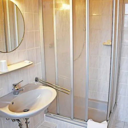 Im Ostseebad * بابي