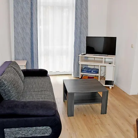 Im Ostseebad * بابي